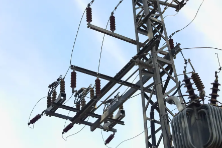Diagnóstico de falla de interruptor de desconexión común: causas raíz y soluciones para el sobrecalentamiento de contacto, falla de la operación y degradación del aislamiento